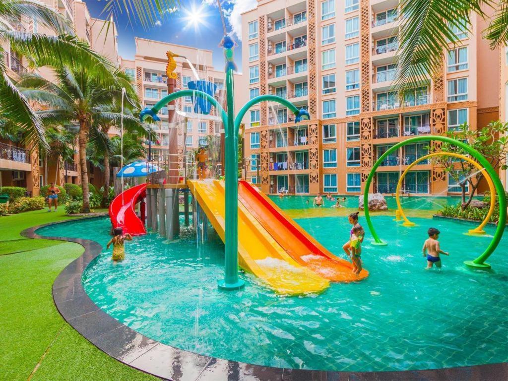 Atlantis Waterpark Apartment หาดจอมเทียน ภายนอก รูปภาพ